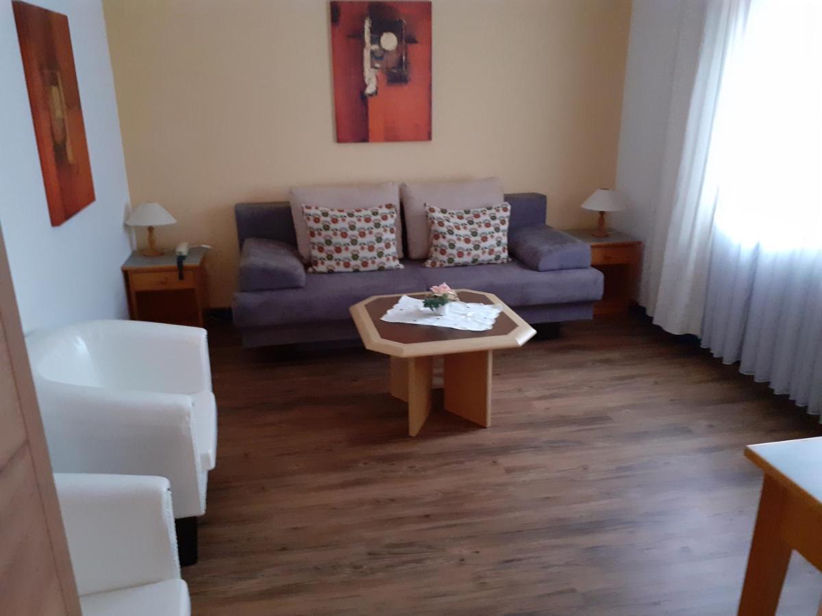 Land-Gut-Hotel Zum Alten Forsthaus - Aufladestation Fuer Elektroautos Hürtgenwald Extérieur photo