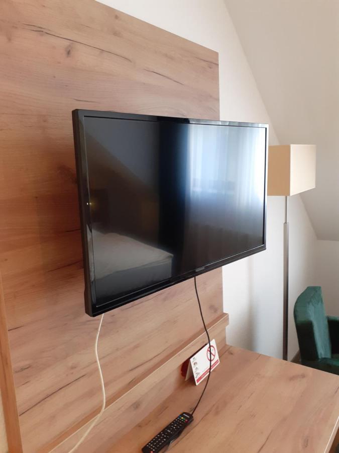 Land-Gut-Hotel Zum Alten Forsthaus - Aufladestation Fuer Elektroautos Hürtgenwald Extérieur photo