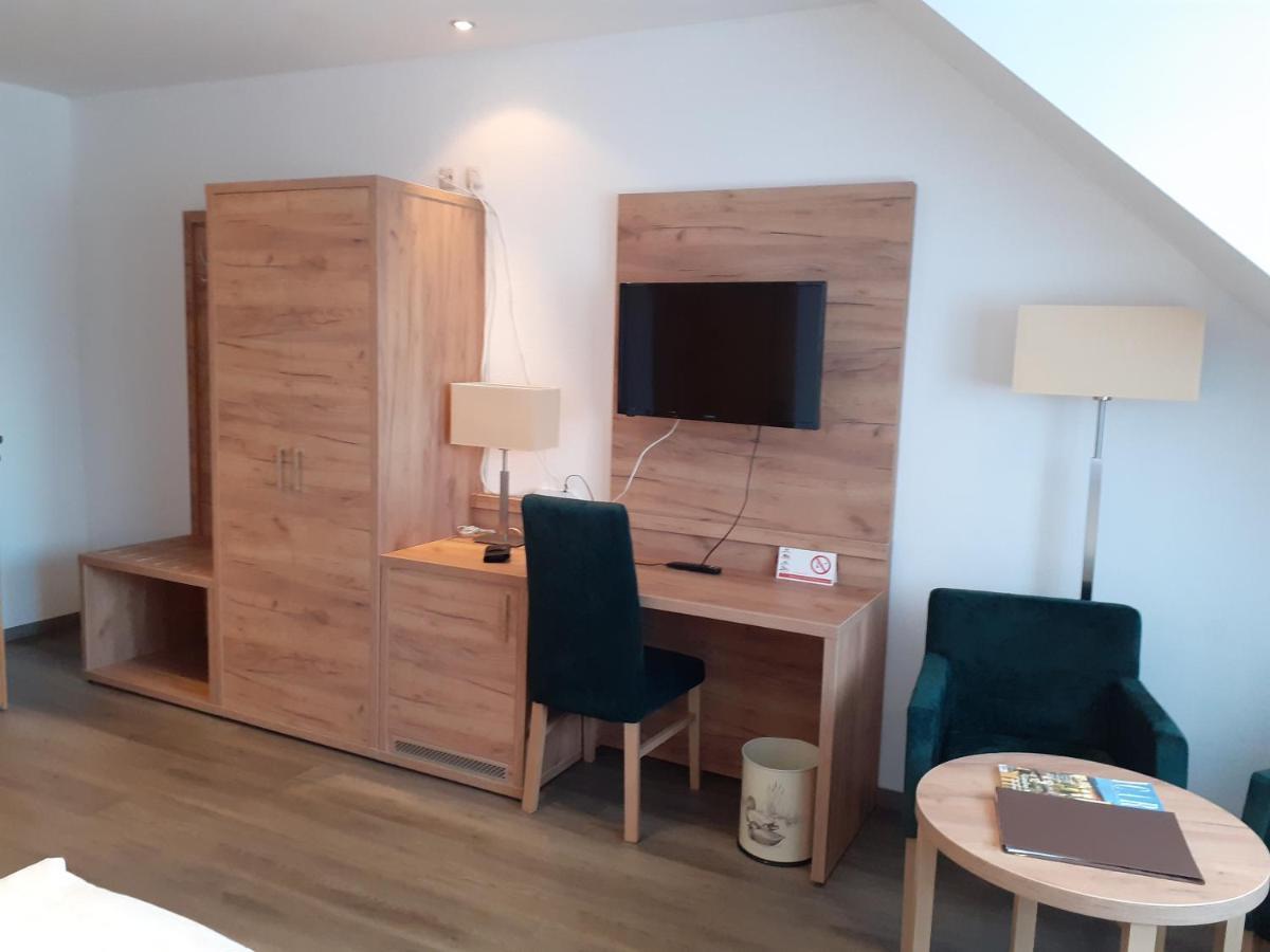 Land-Gut-Hotel Zum Alten Forsthaus - Aufladestation Fuer Elektroautos Hürtgenwald Extérieur photo
