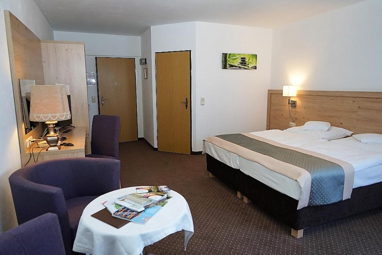 Land-Gut-Hotel Zum Alten Forsthaus - Aufladestation Fuer Elektroautos Hürtgenwald Extérieur photo